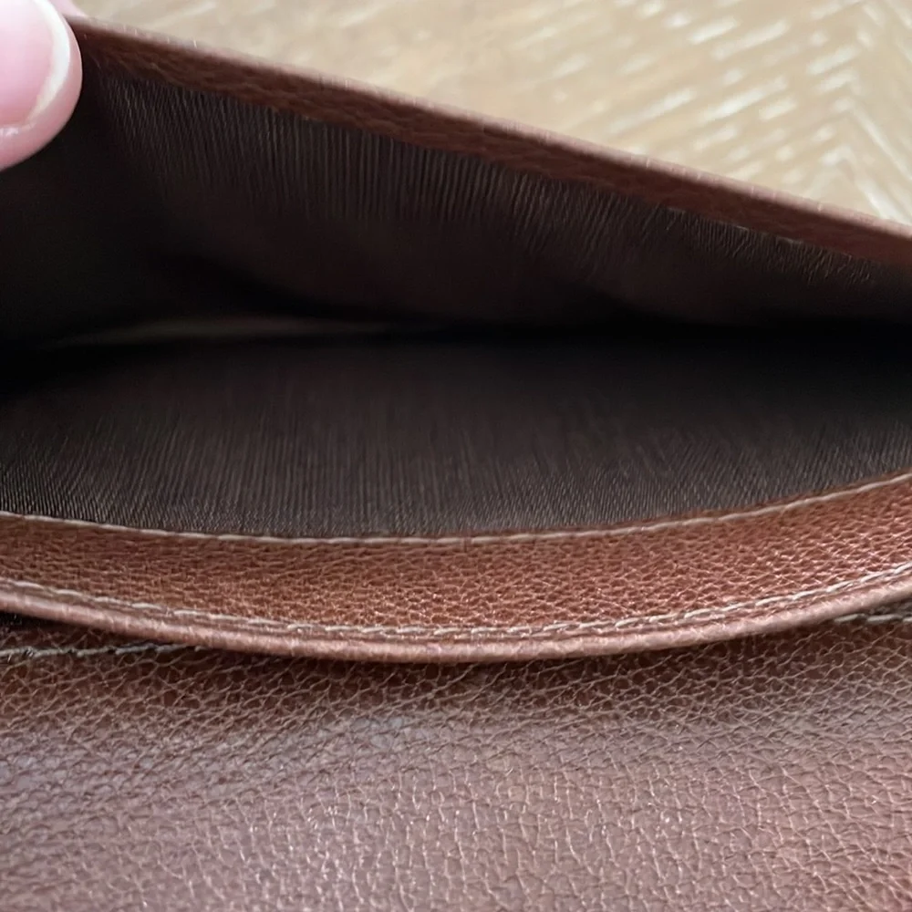 NWOT Adabar Men’s Brown Leather Bifold Long Wallet - butter soft leather